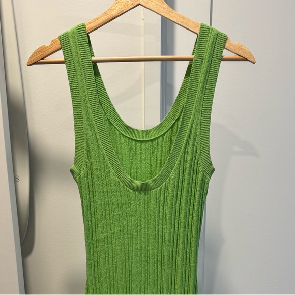 Adorable casual or dressy green knit dress from & other stories. - Picture 4 of 4
